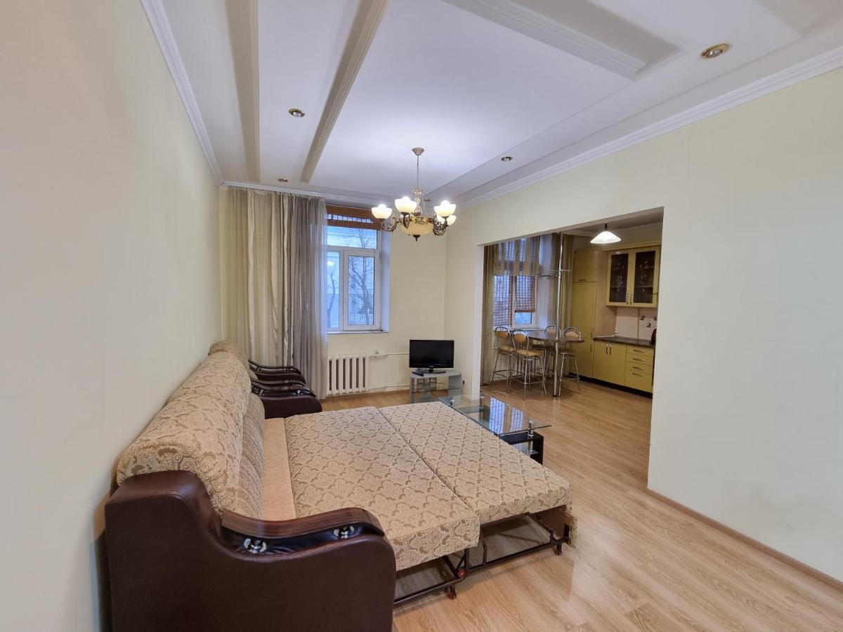 Stefan Cel Mare Boulevard Ultracentral Apartments In The Center Chisinau Ngoại thất bức ảnh