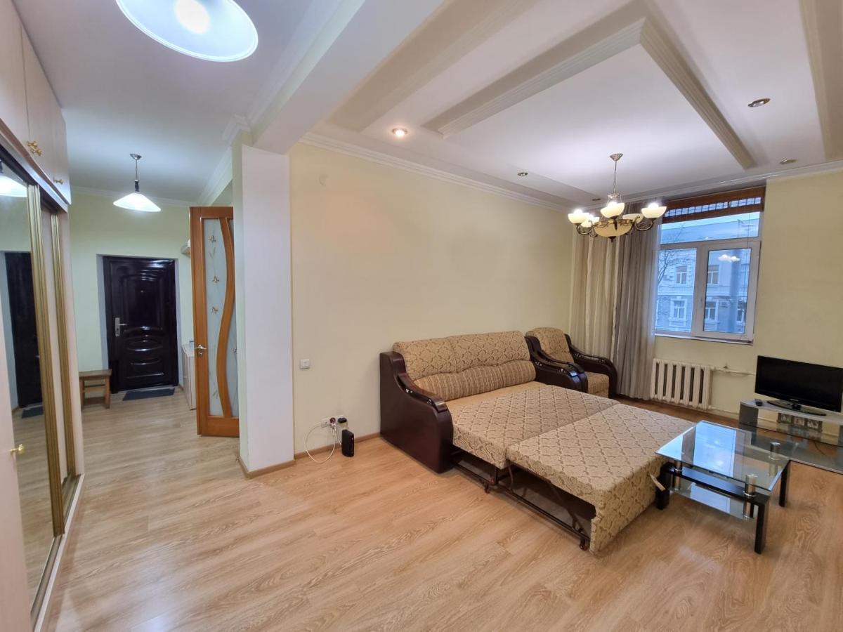 Stefan Cel Mare Boulevard Ultracentral Apartments In The Center Chisinau Ngoại thất bức ảnh
