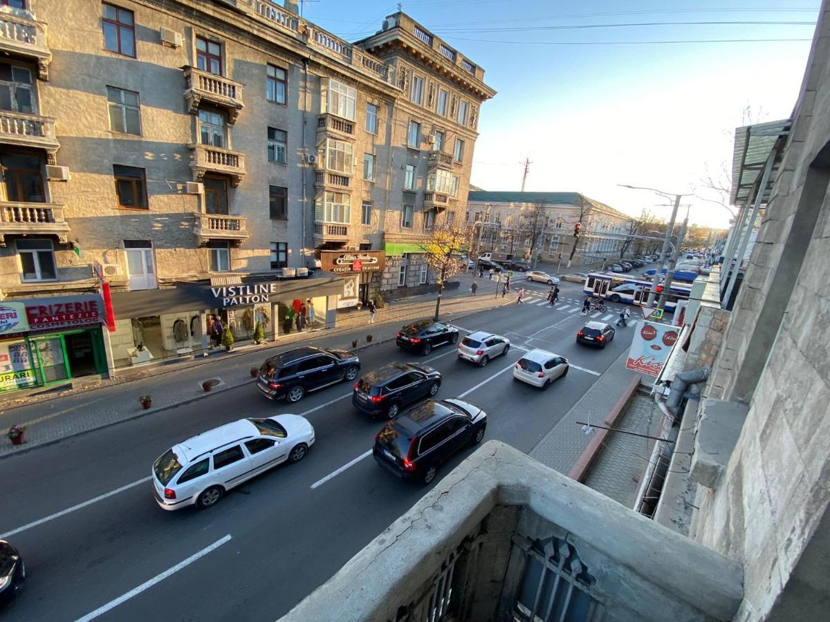 Stefan Cel Mare Boulevard Ultracentral Apartments In The Center Chisinau Ngoại thất bức ảnh