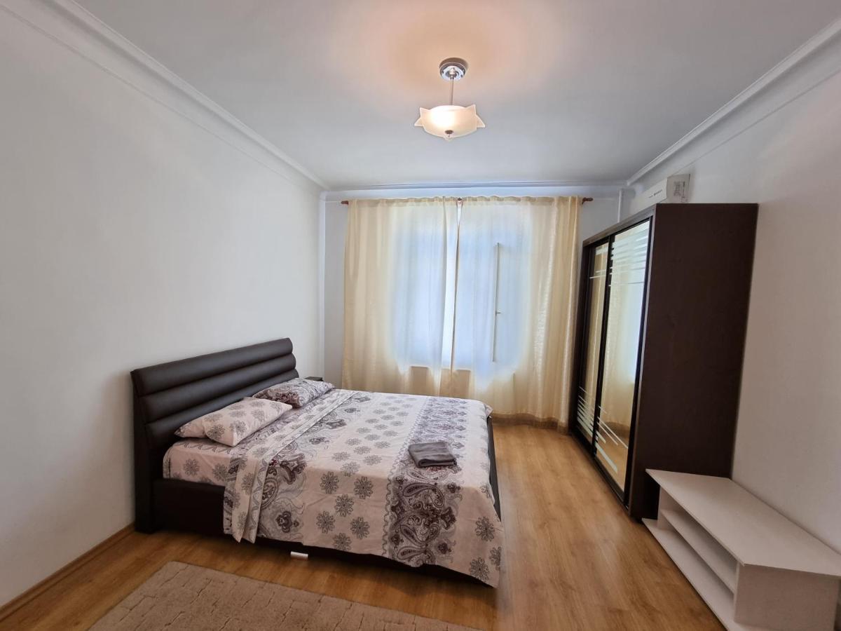 Stefan Cel Mare Boulevard Ultracentral Apartments In The Center Chisinau Ngoại thất bức ảnh