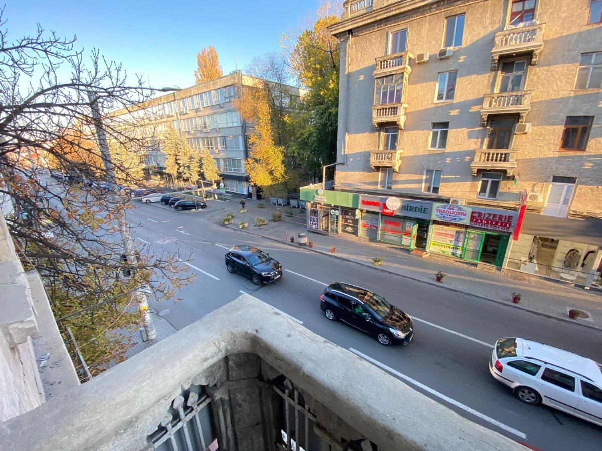 Stefan Cel Mare Boulevard Ultracentral Apartments In The Center Chisinau Ngoại thất bức ảnh