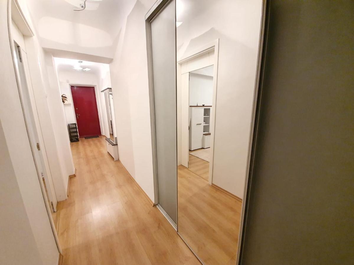 Stefan Cel Mare Boulevard Ultracentral Apartments In The Center Chisinau Ngoại thất bức ảnh