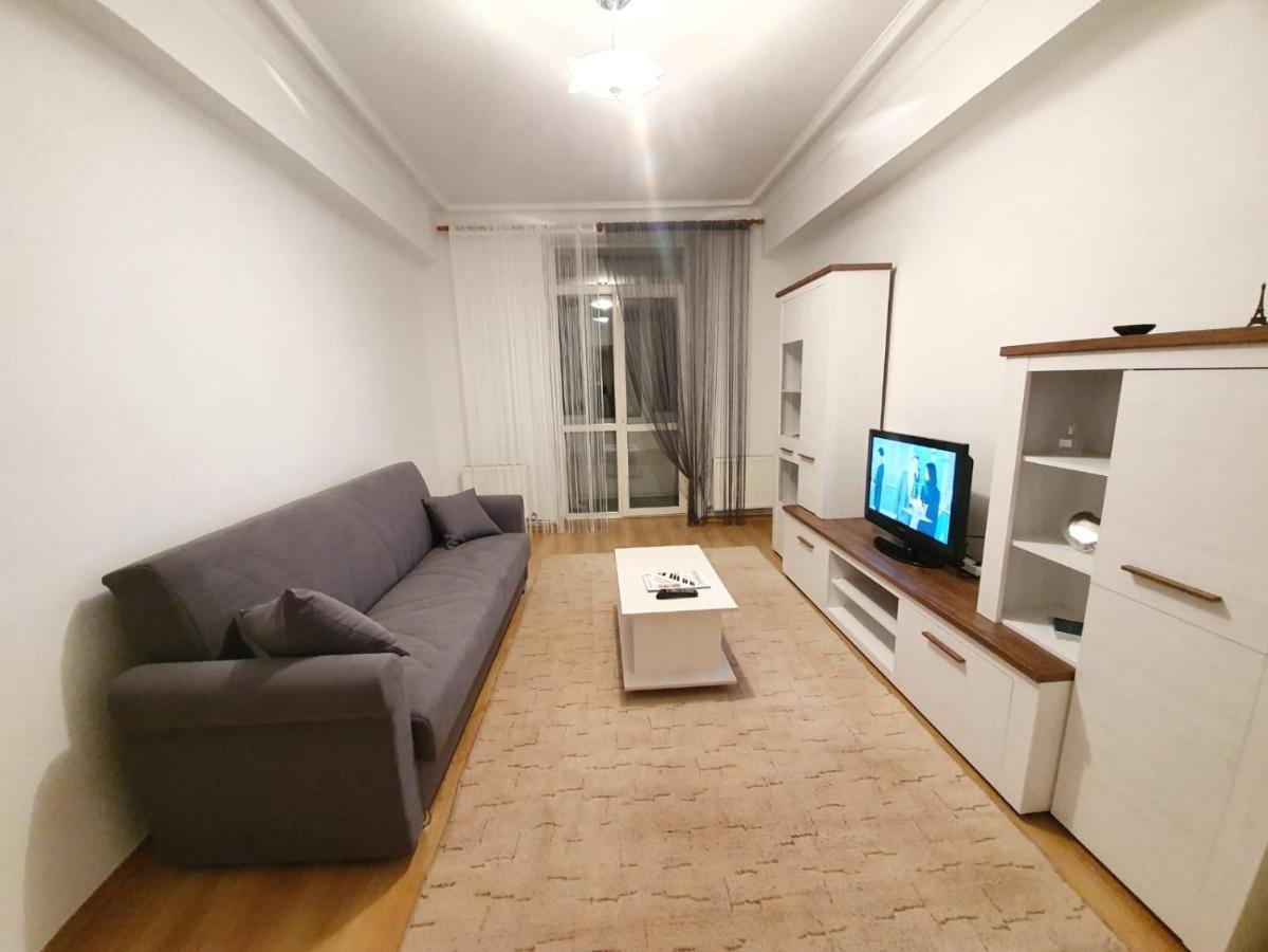 Stefan Cel Mare Boulevard Ultracentral Apartments In The Center Chisinau Ngoại thất bức ảnh